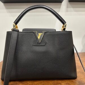 Louis Vuitton Capucines MM
